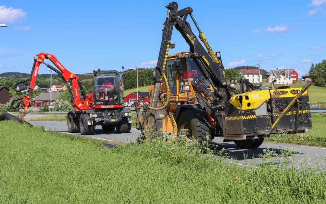 Veidekke med spesialmaskin i kantslåtten